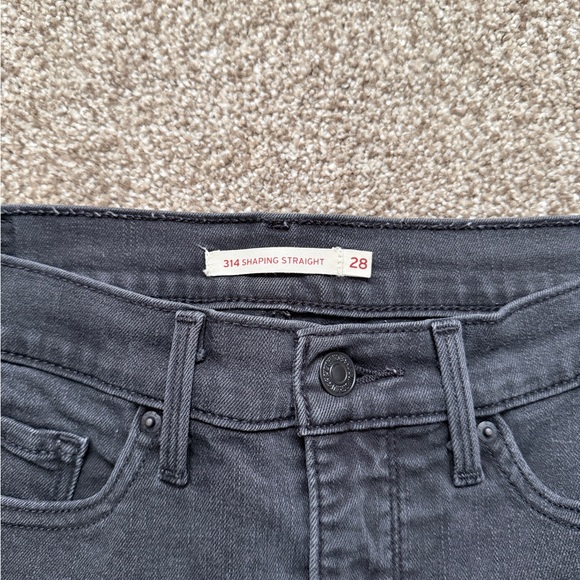 Levi’s Jeans - Picture 2 of 4
